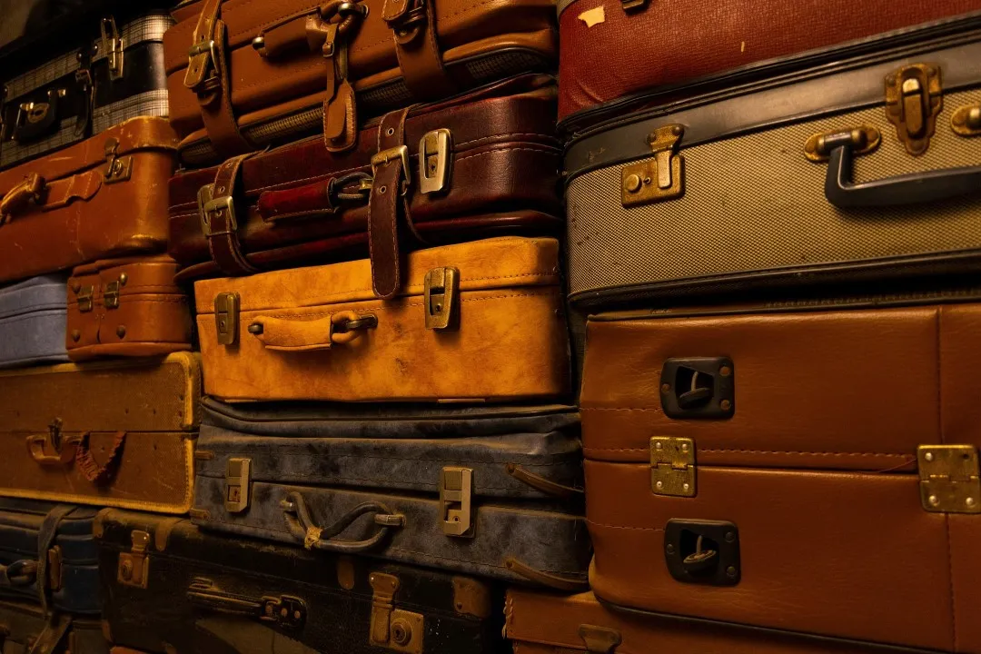 luggage 6800246 1920